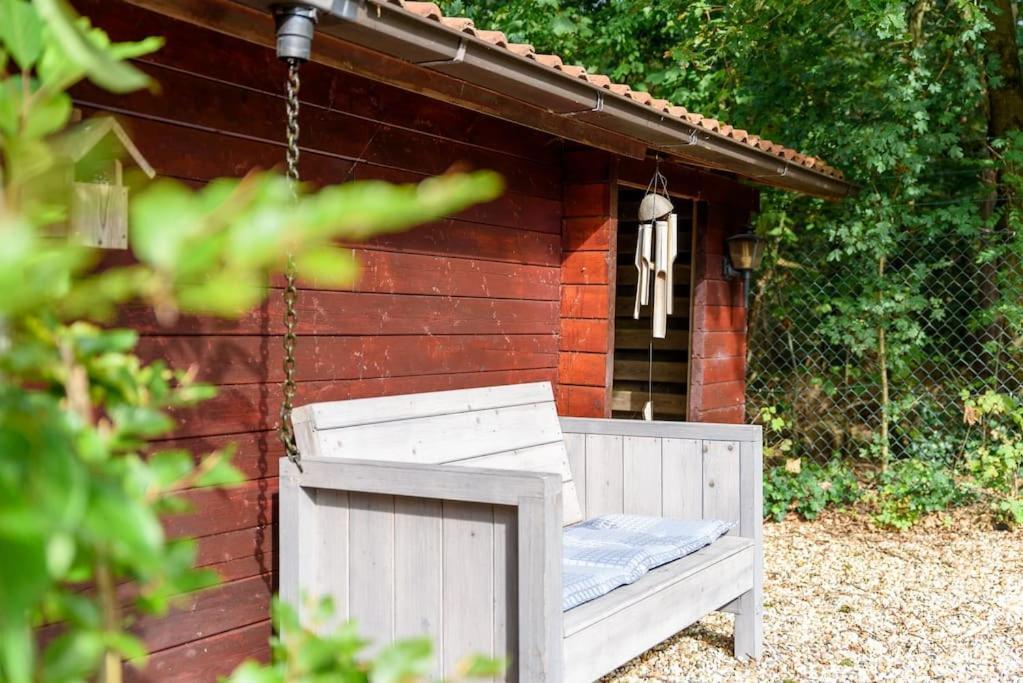 Spacious Wooden Cottage With Infra-Red Sauna At Veluwe Putten Exterior photo